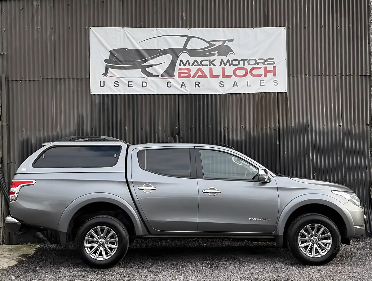 Used 2016 Mitsubishi L200 Barbarian Grey - Interior and Exterior details 4