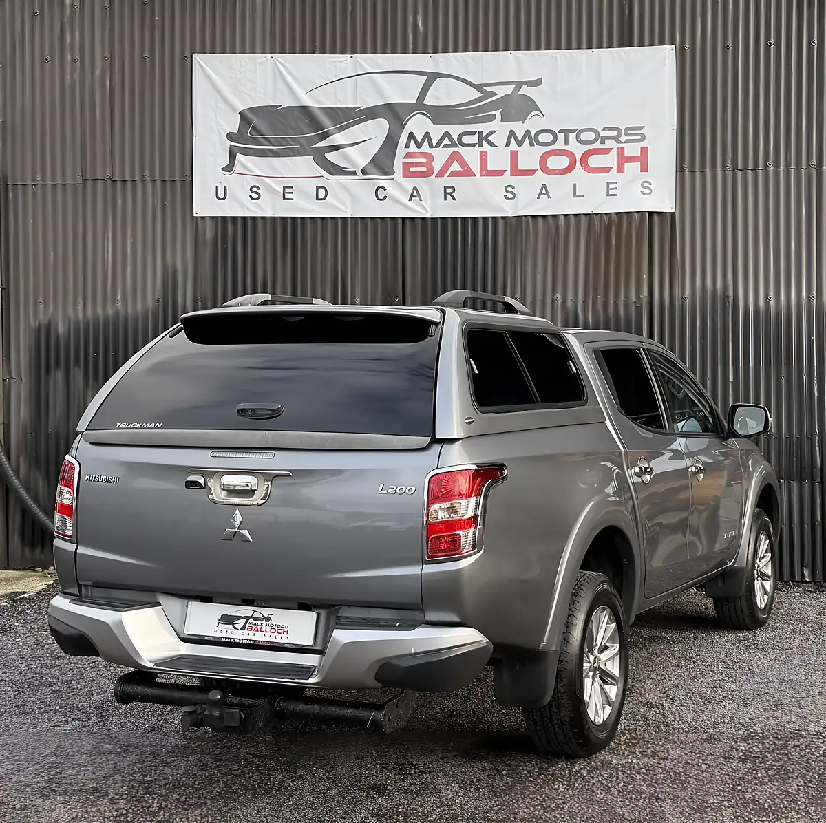 Used 2016 Mitsubishi L200 Barbarian Grey - Interior and Exterior details 5