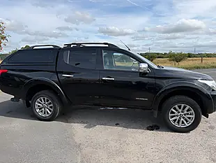 Used 2016 Mitsubishi L200 Warrior Black - Interior and Exterior details 3