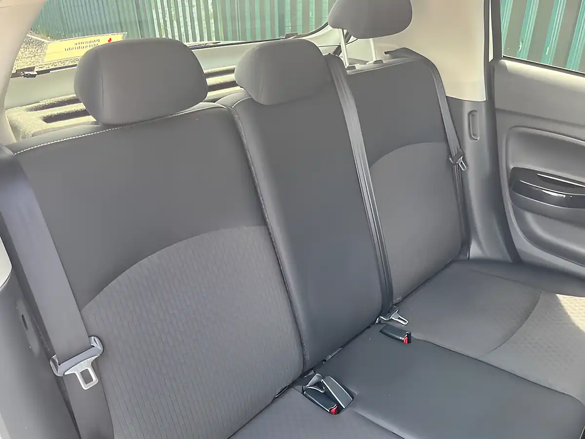 Used 2016 Mitsubishi Mirage Juro White - Interior and Exterior details 17