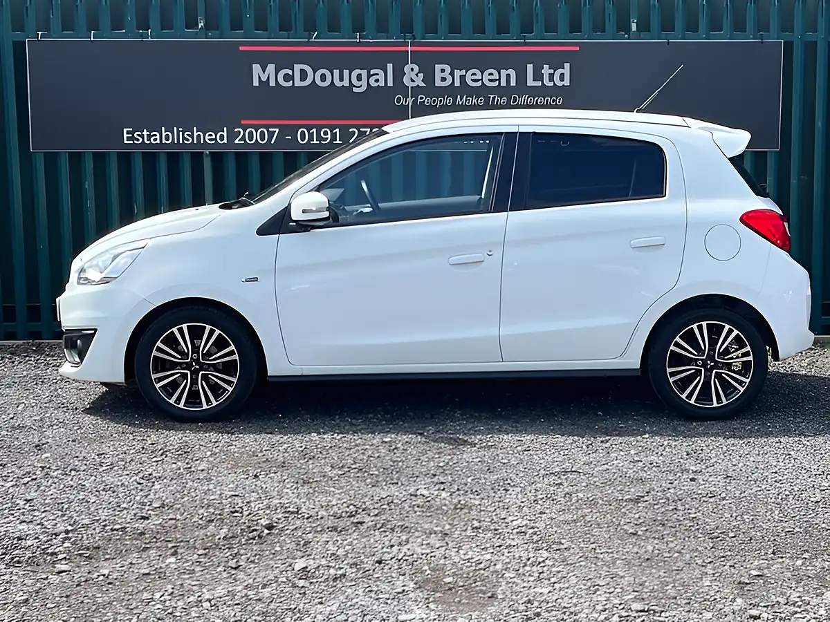Used 2016 Mitsubishi Mirage Juro White - Interior and Exterior details 3