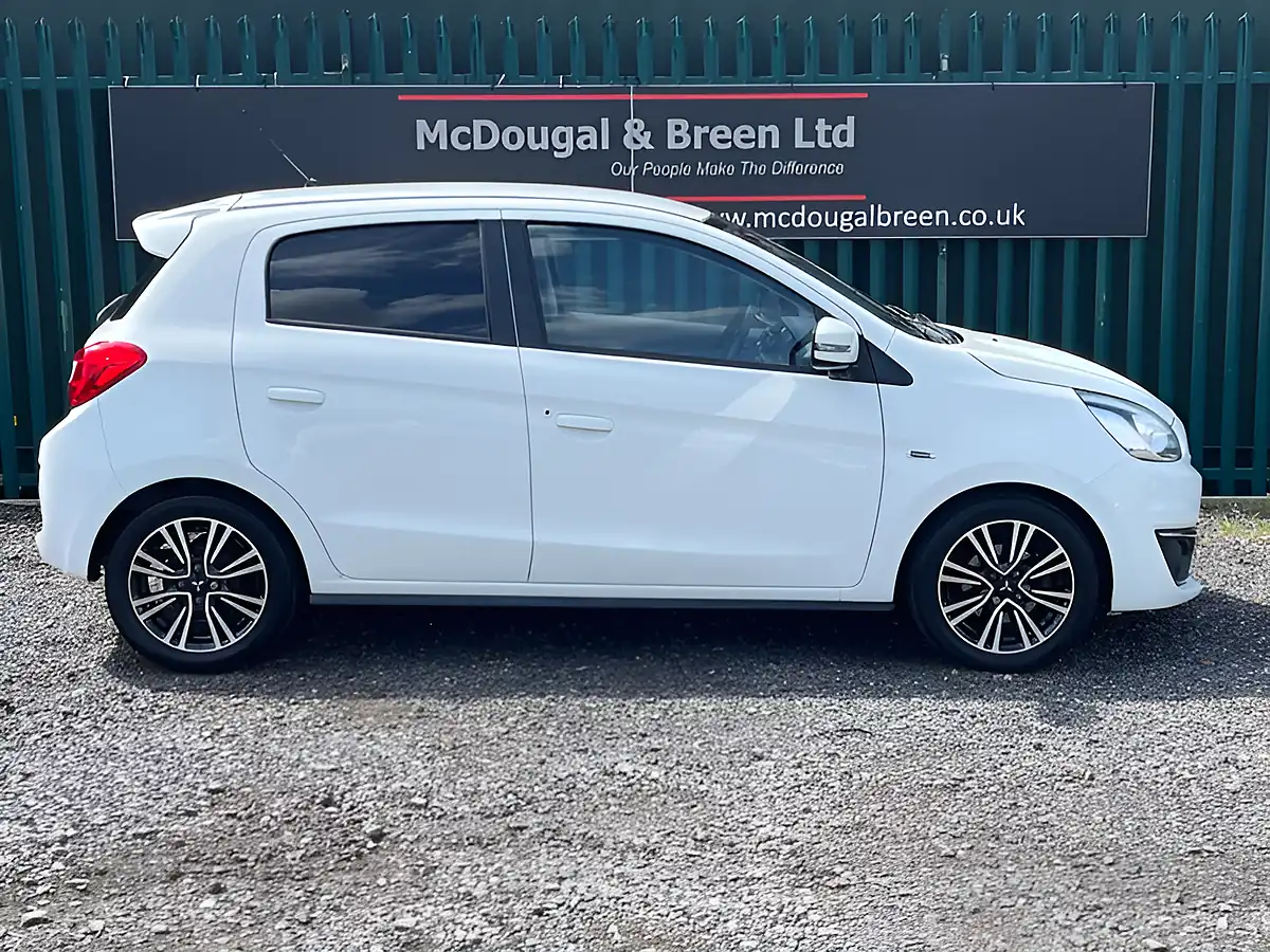 Used 2016 Mitsubishi Mirage Juro White - Interior and Exterior details 5