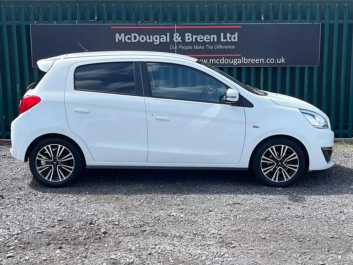Used 2016 Mitsubishi Mirage Juro White - Interior and Exterior details 5