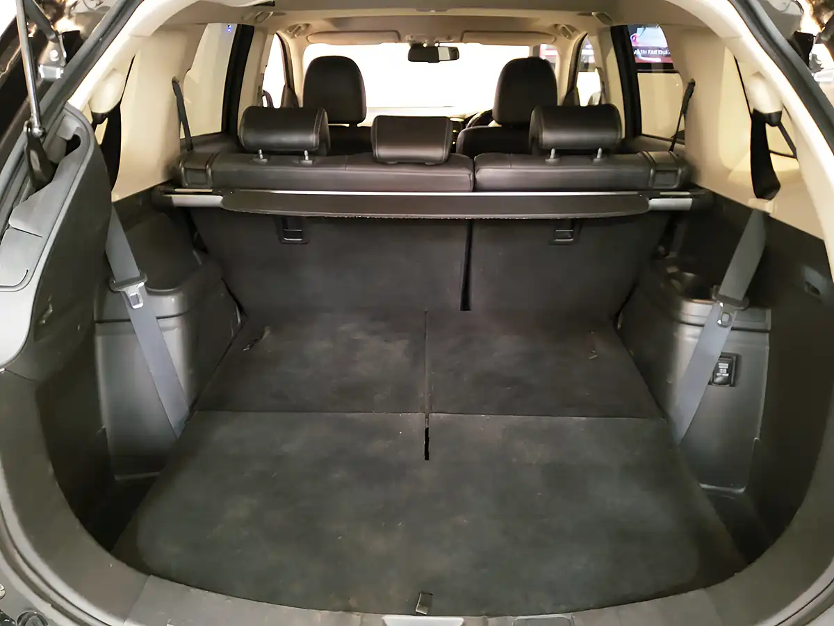 Used 2016 Mitsubishi Outlander 4 5DR Black - Interior and Exterior details 12