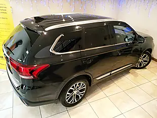 Used 2016 Mitsubishi Outlander 4 5DR Black - Interior and Exterior details 16