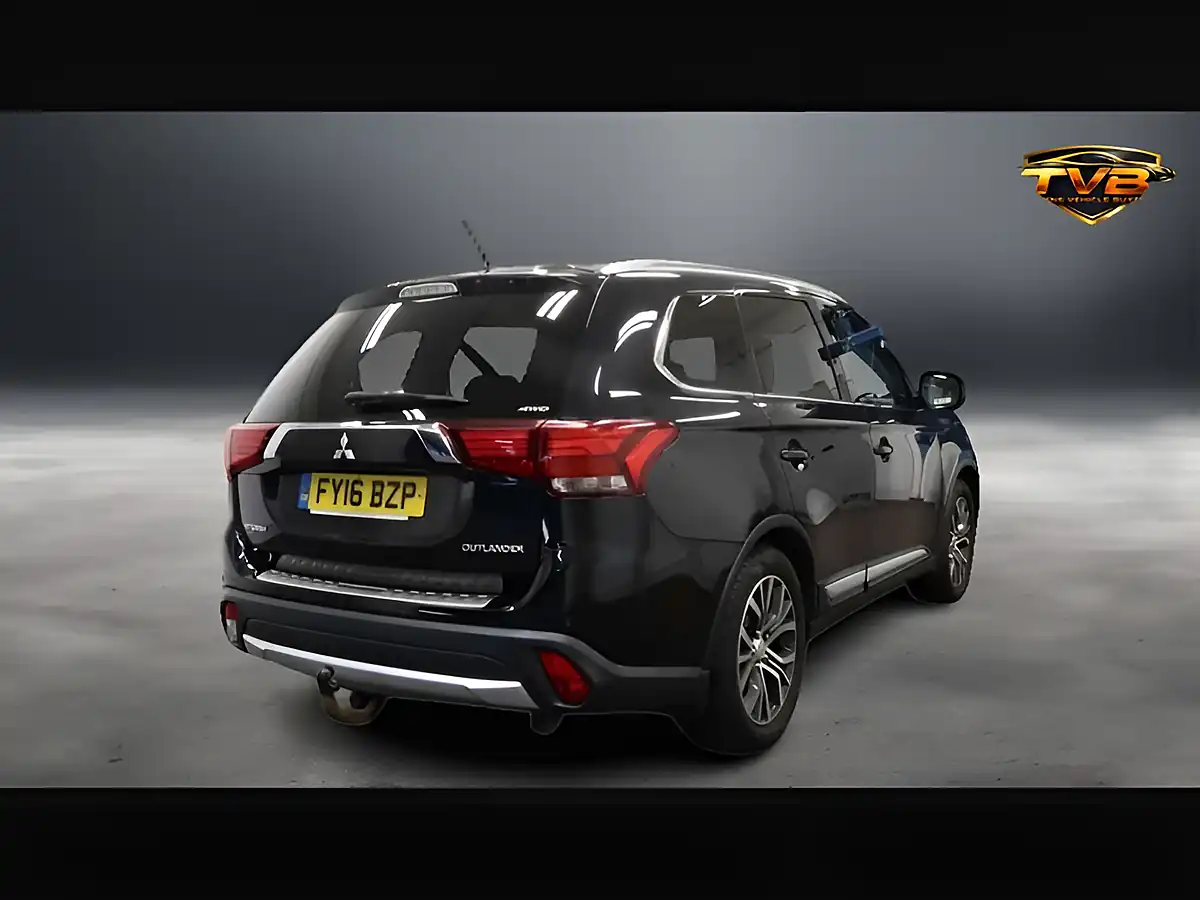 Used 2016 Mitsubishi Outlander Gx 3 Black - Interior and Exterior details 4
