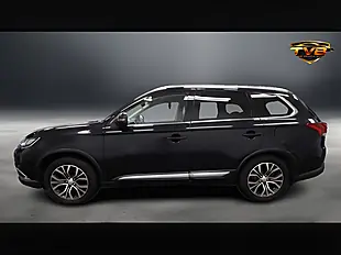 Used 2016 Mitsubishi Outlander Gx 3 Black - Interior and Exterior details 6