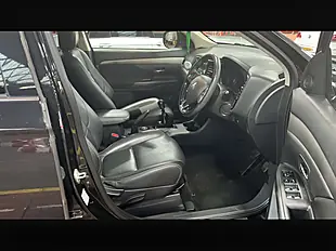 Used 2016 Mitsubishi Outlander Gx 3 Black - Interior and Exterior details 9