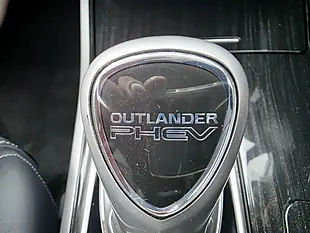Used 2016 Mitsubishi Outlander GX3h+ Red - Interior and Exterior details 19
