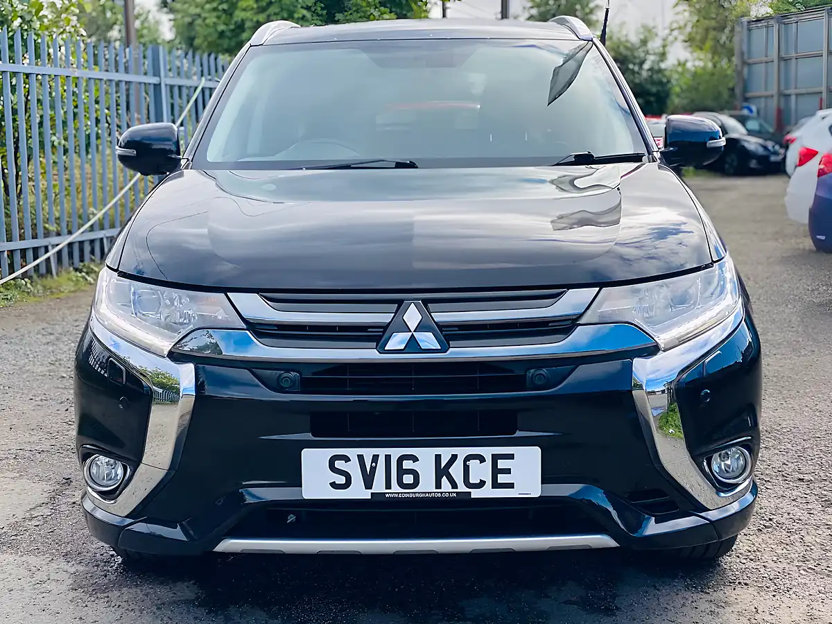 Used 2016 Mitsubishi Outlander GX4hs Black - Interior and Exterior details 2