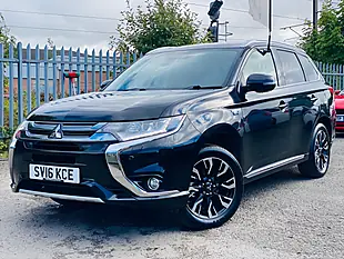 Used 2016 Mitsubishi Outlander GX4hs Black - Interior and Exterior details 3