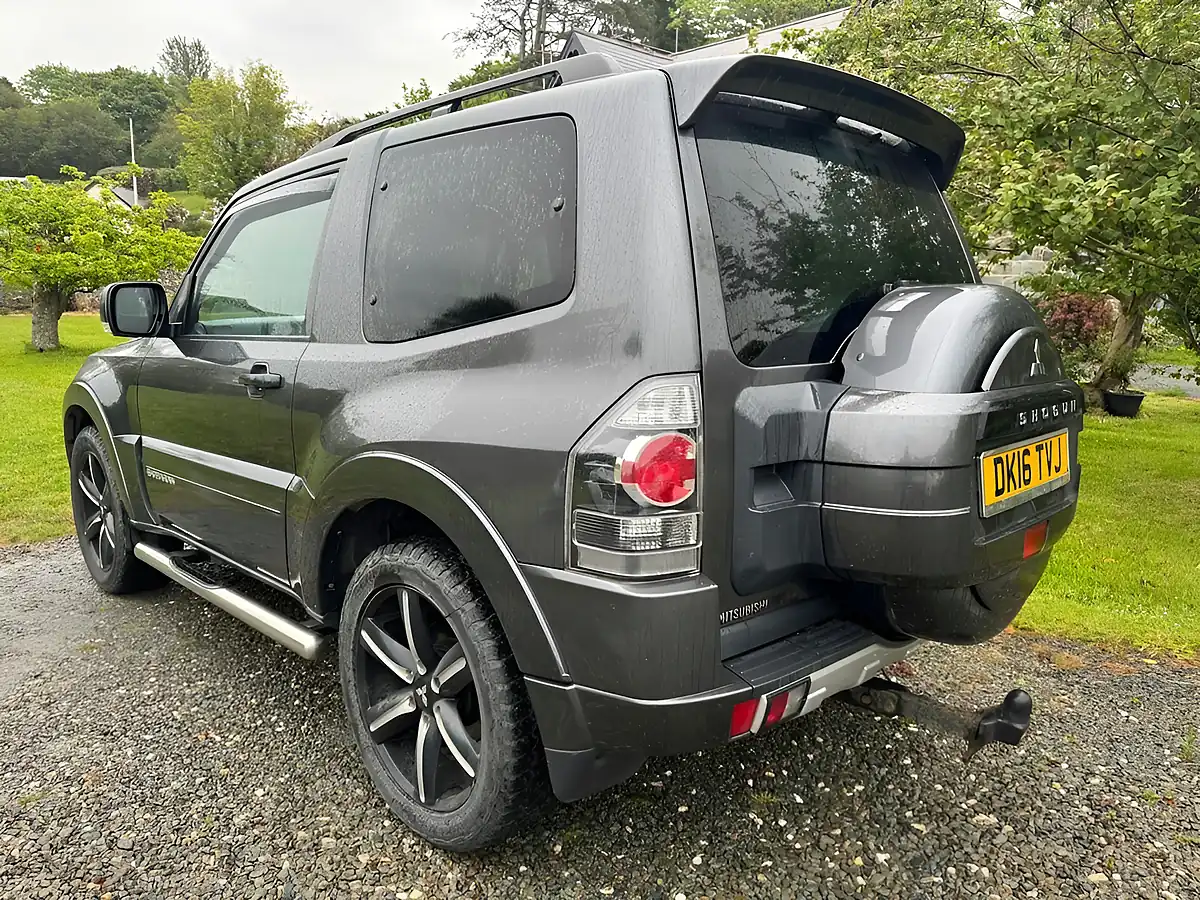Used 2016 Mitsubishi Shogun Barbarian Grey - Interior and Exterior details 2