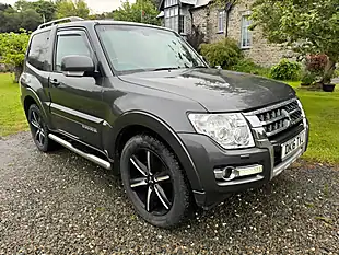 Used 2016 Mitsubishi Shogun Barbarian Grey - Interior and Exterior details 5