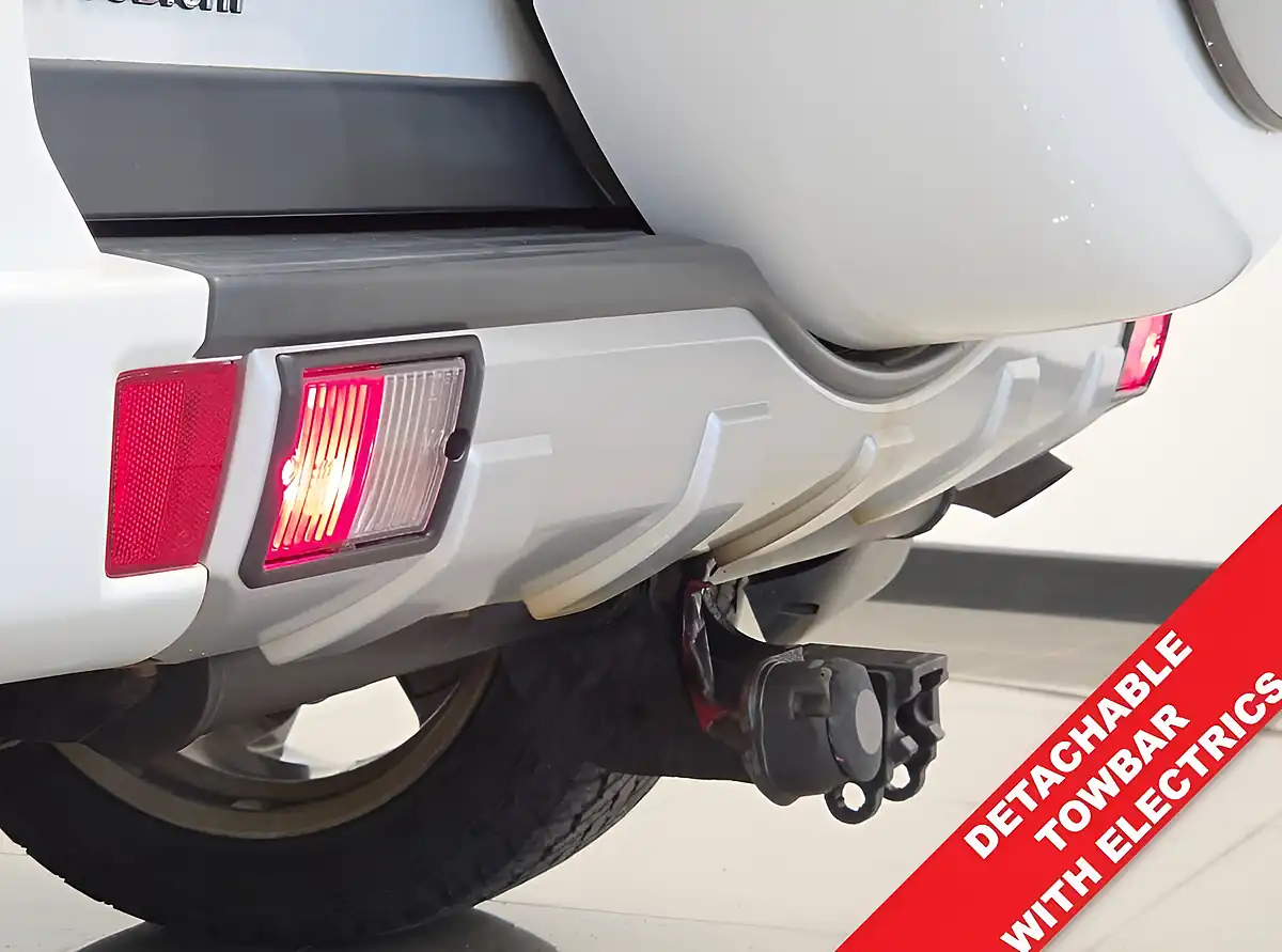 Used 2016 Mitsubishi Shogun Barbarian White - Interior and Exterior details 10