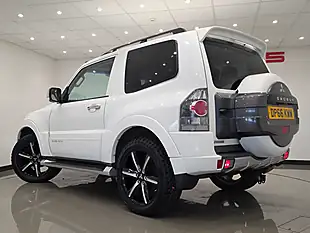 Used 2016 Mitsubishi Shogun Barbarian White - Interior and Exterior details 9