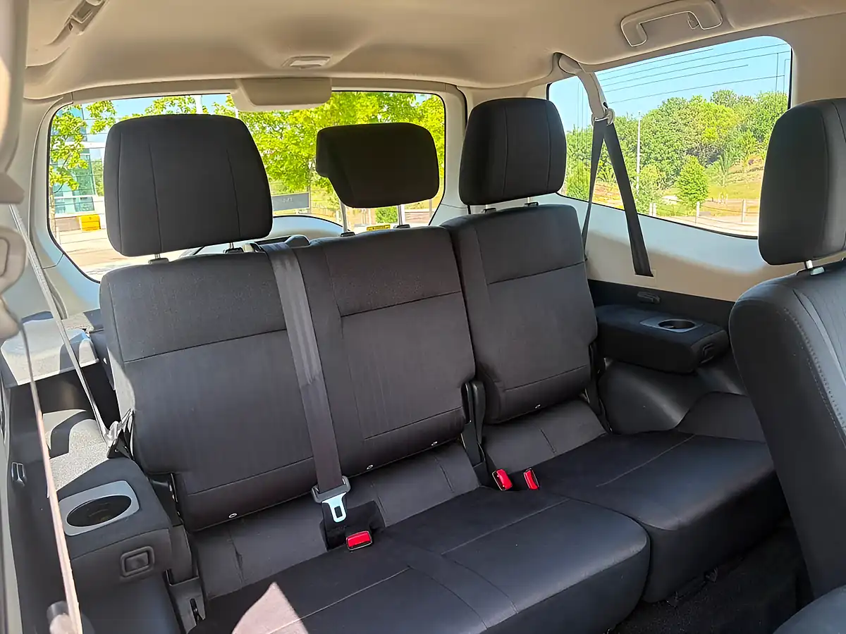 Used 2016 Mitsubishi Shogun SG2 Silver - Interior and Exterior details 15