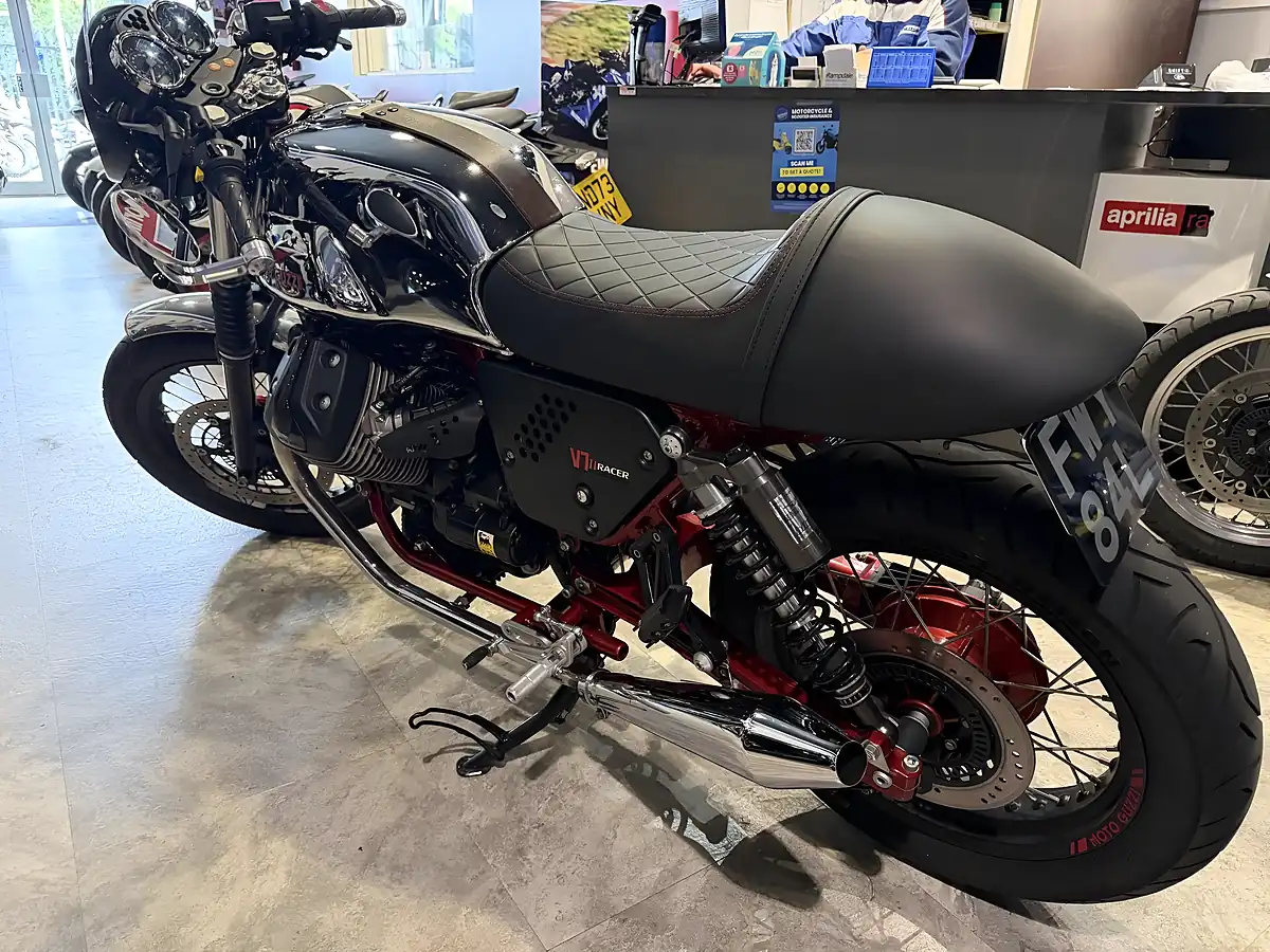 Used 2016 Moto Guzzi V7 744 Racer Silver - Interior and Exterior details 4