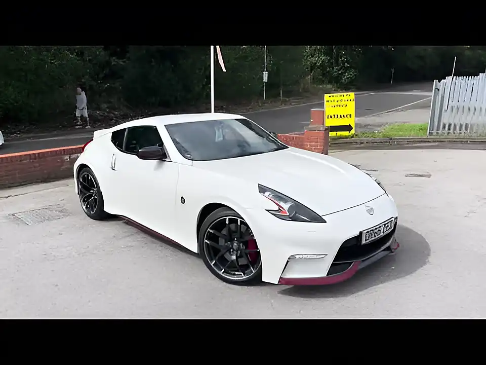 Used 2016 Nissan 370Z Nismo White - Interior and Exterior details 20