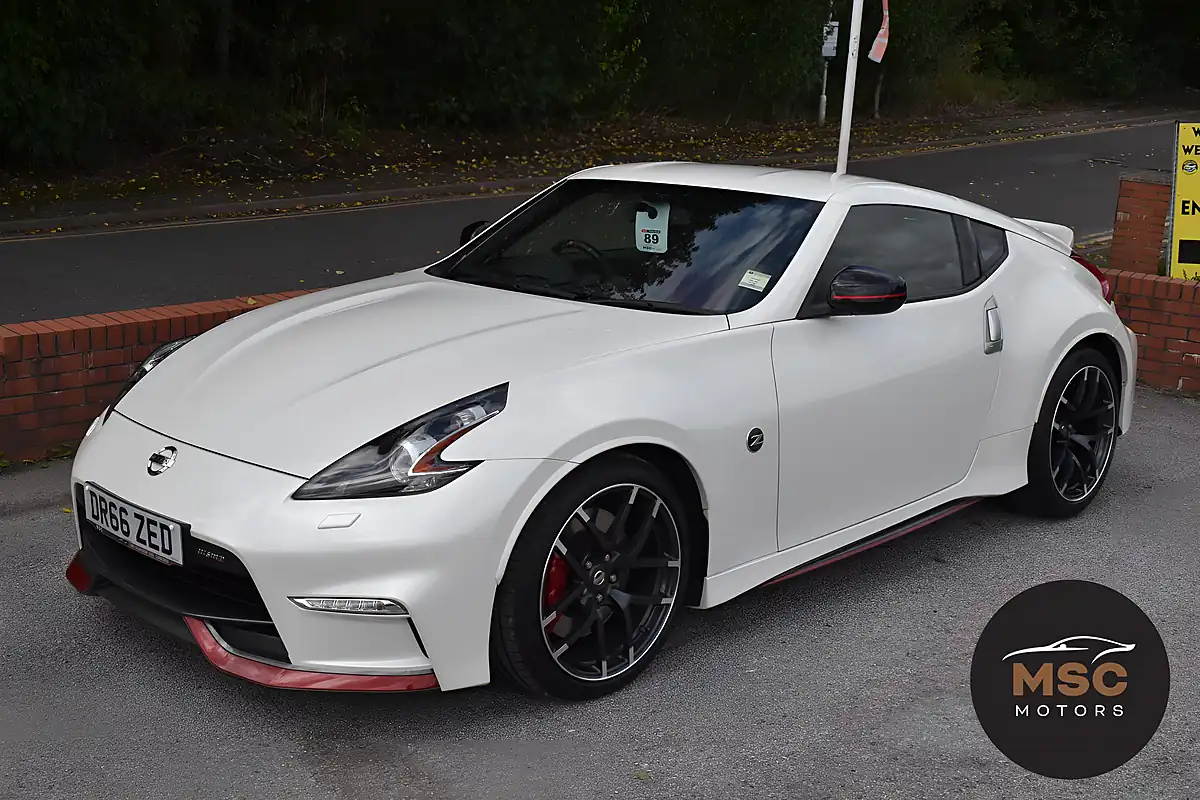 Used 2016 Nissan 370Z Nismo White - Interior and Exterior details 6