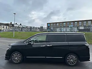 Used 2016 Nissan Elgrand Highway Star S Grey - Interior and Exterior details 5
