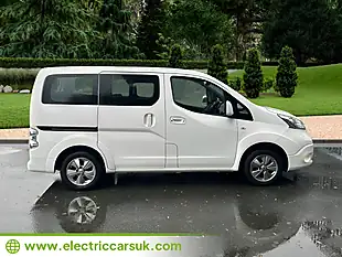 Used 2016 Nissan eNV200 Evalia Tekna White - Interior and Exterior details 4