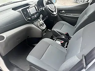 Used 2016 Nissan eNV200 Evalia Tekna White - Interior and Exterior details 6