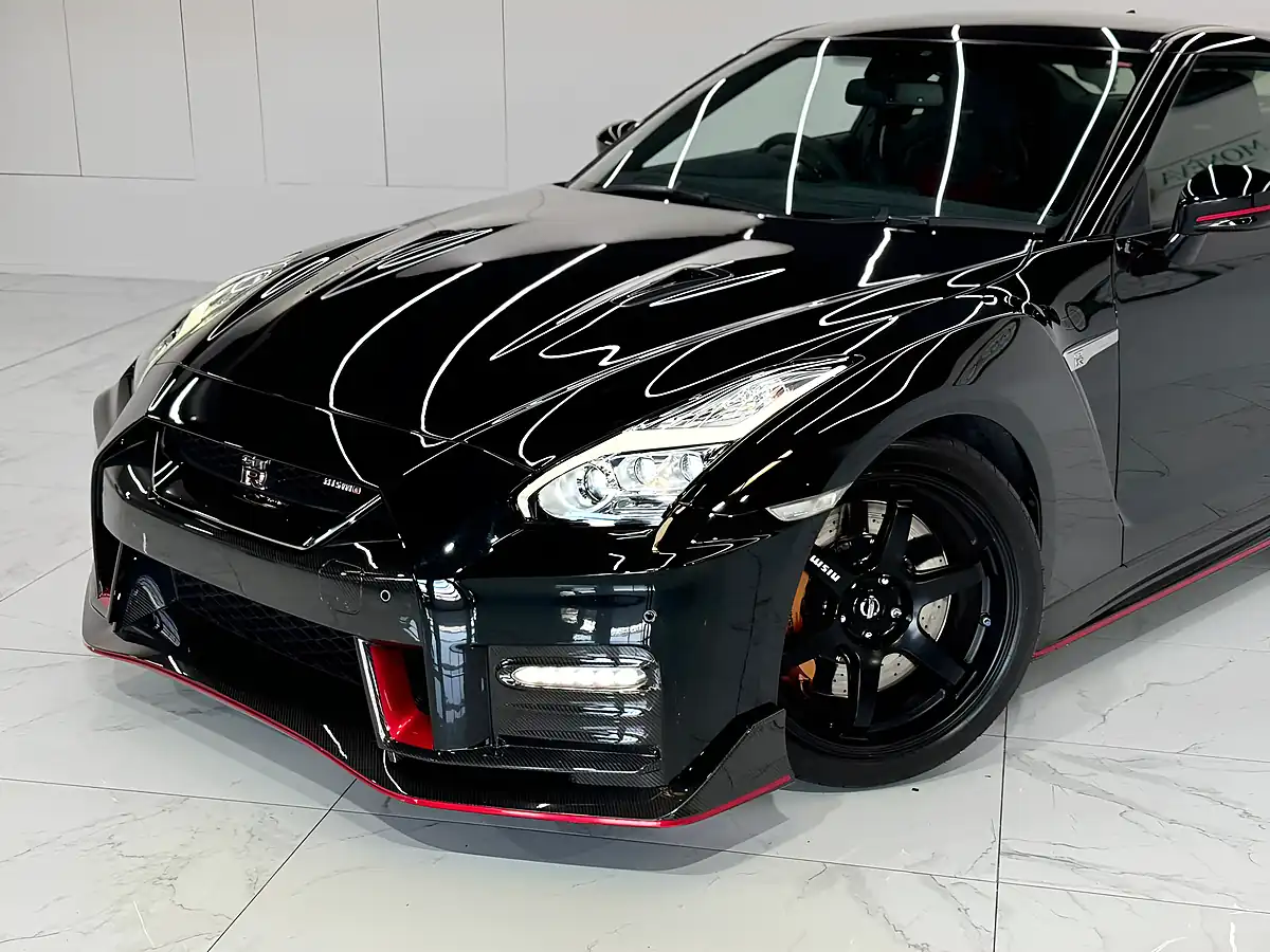 Used 2016 Nissan GT-R Nismo Black - Interior and Exterior details 10