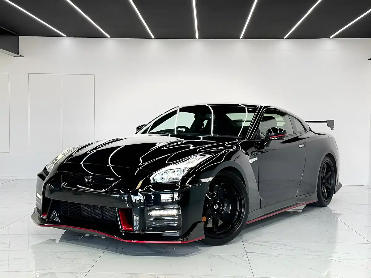 Used 2016 Nissan GT-R Nismo Black - Interior and Exterior details 2