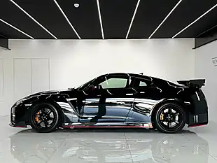 Used 2016 Nissan GT-R Nismo Black - Interior and Exterior details 3
