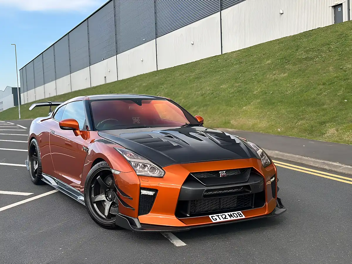 Used 2016 Nissan GT-R Prestige Katsura Metallic Orange - Interior and Exterior details 11