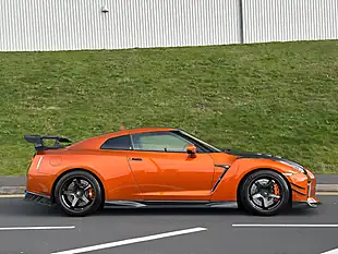 Used 2016 Nissan GT-R Prestige Katsura Metallic Orange - Interior and Exterior details 7