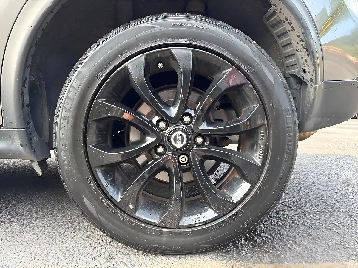 Used 2016 Nissan Juke Acenta Premium Grey - Interior and Exterior details 19