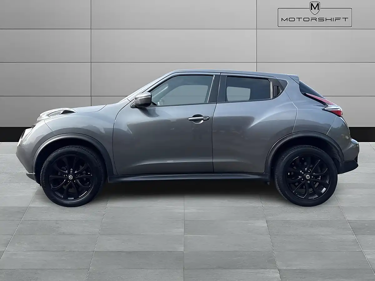 Used 2016 Nissan Juke Acenta Premium Grey - Interior and Exterior details 6
