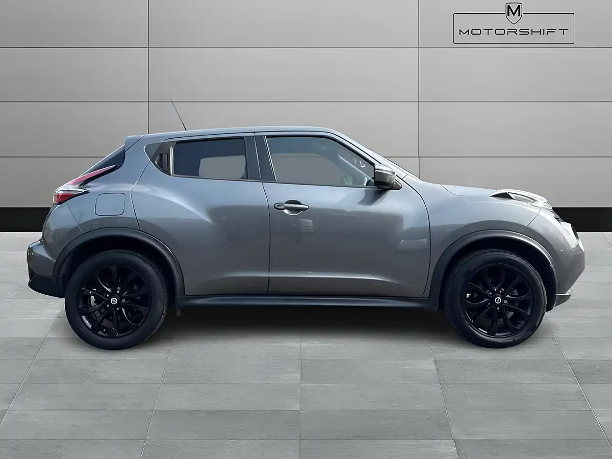 Used 2016 Nissan Juke Acenta Premium Grey - Interior and Exterior details 7