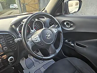Used 2016 Nissan Juke Acenta Premium Red - Interior and Exterior details 17