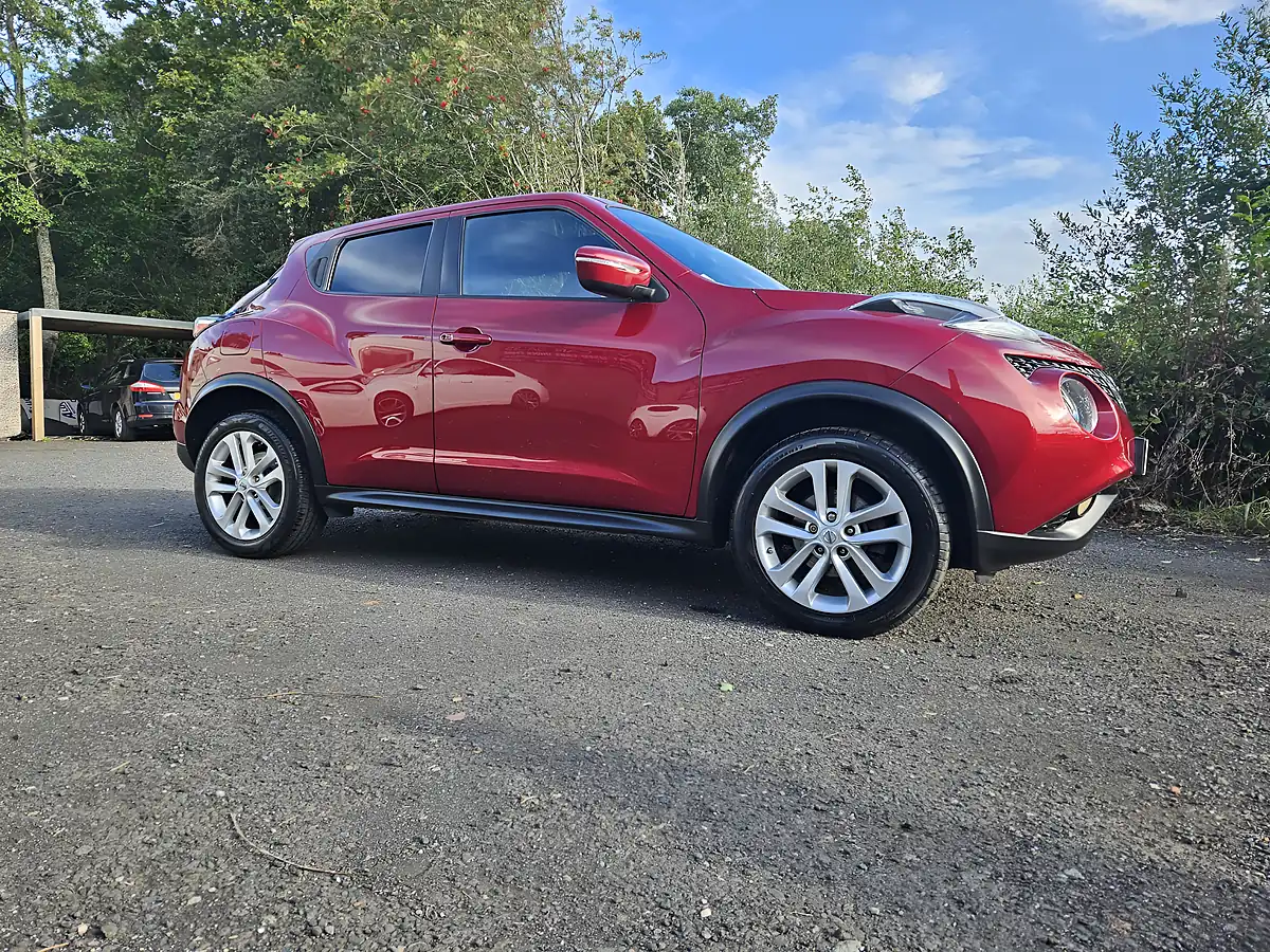 Used 2016 Nissan Juke Acenta Premium Red - Interior and Exterior details 3