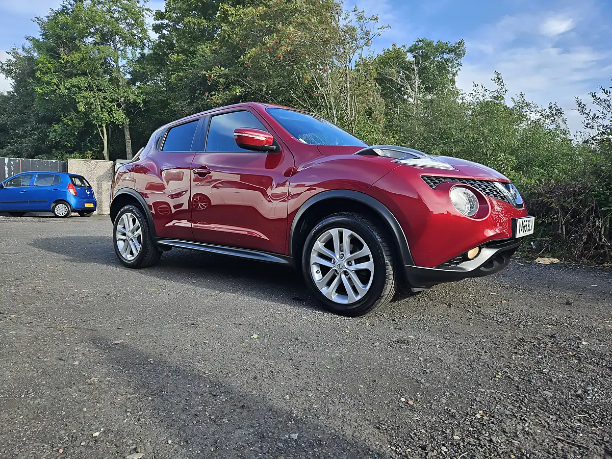 Used 2016 Nissan Juke Acenta Premium Red - Interior and Exterior details 5