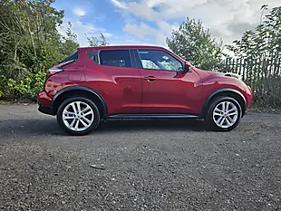 Used 2016 Nissan Juke Acenta Premium Red - Interior and Exterior details 9