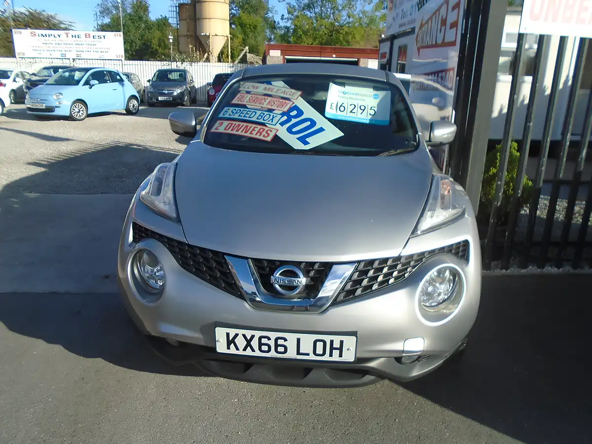 Used 2016 Nissan Juke Acenta Silver - Interior and Exterior details 2