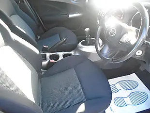 Used 2016 Nissan Juke Acenta Silver - Interior and Exterior details 9