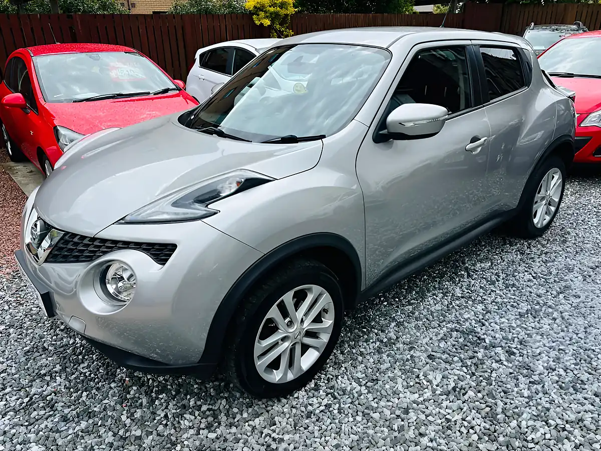 Used 2016 Nissan Juke Acenta Silver - Interior and Exterior details 11