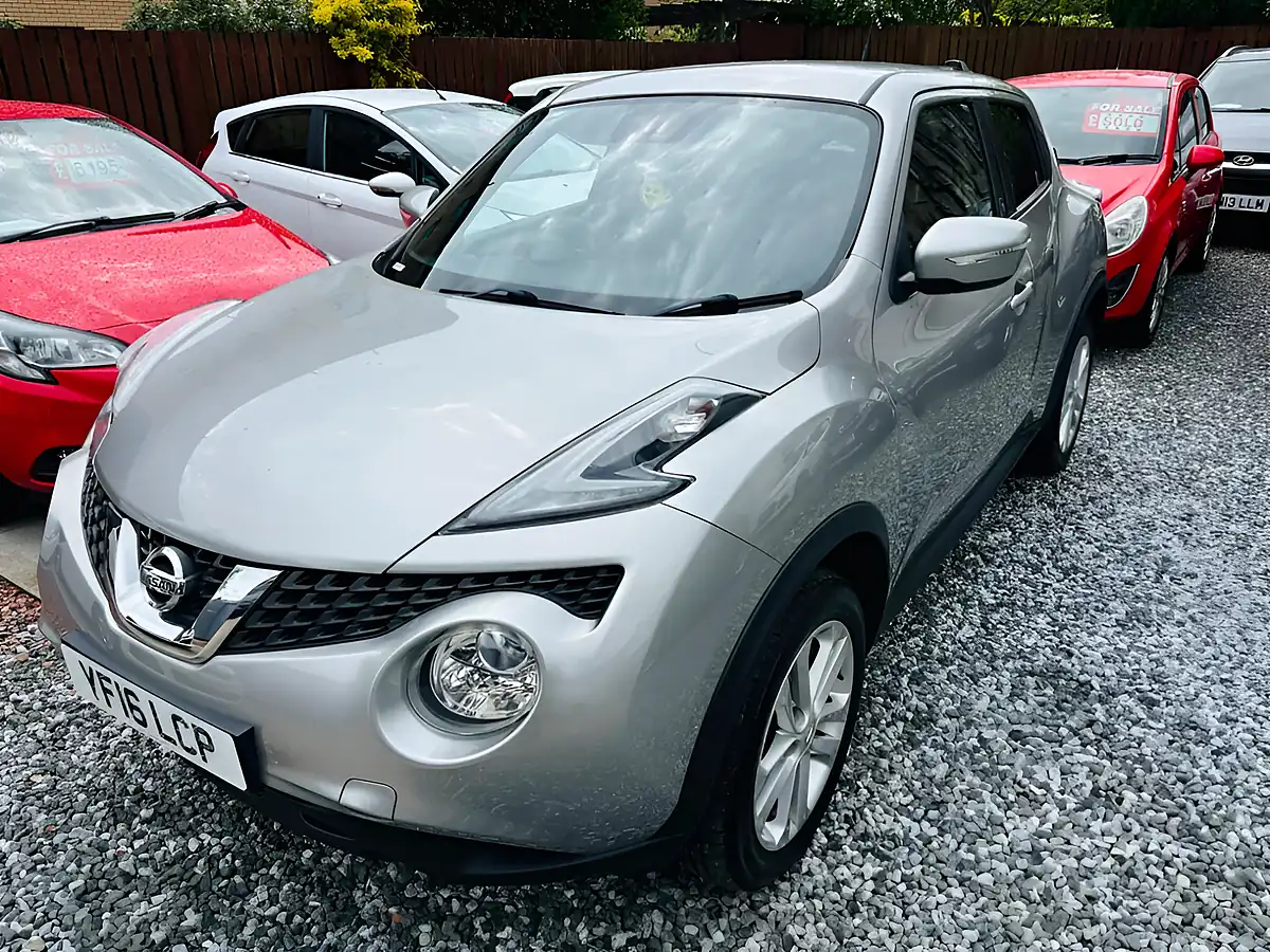 Used 2016 Nissan Juke Acenta Silver - Interior and Exterior details 12