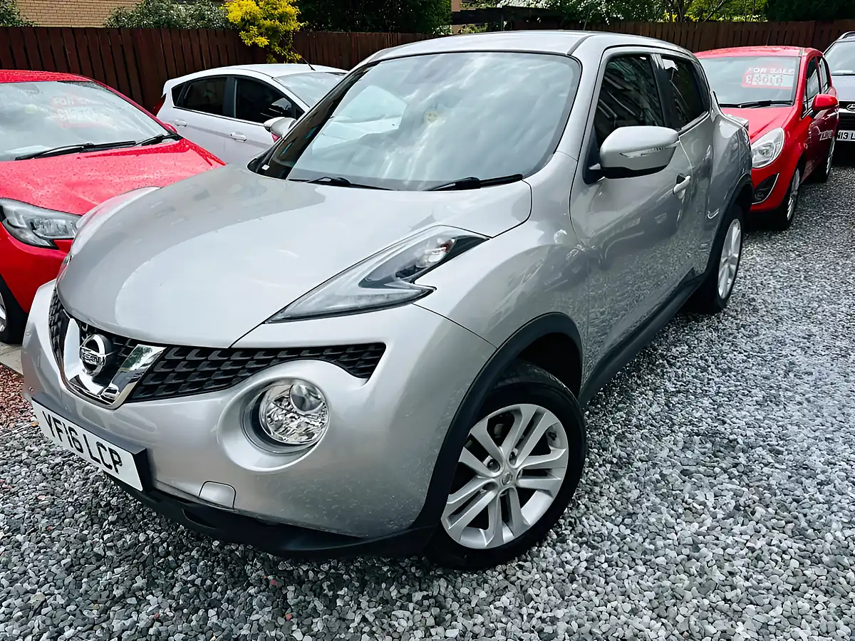 Used 2016 Nissan Juke Acenta Silver - Interior and Exterior details 13