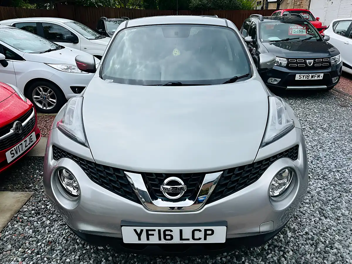 Used 2016 Nissan Juke Acenta Silver - Interior and Exterior details 3
