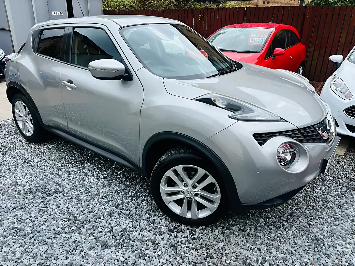 Used 2016 Nissan Juke Acenta Silver - Interior and Exterior details 5