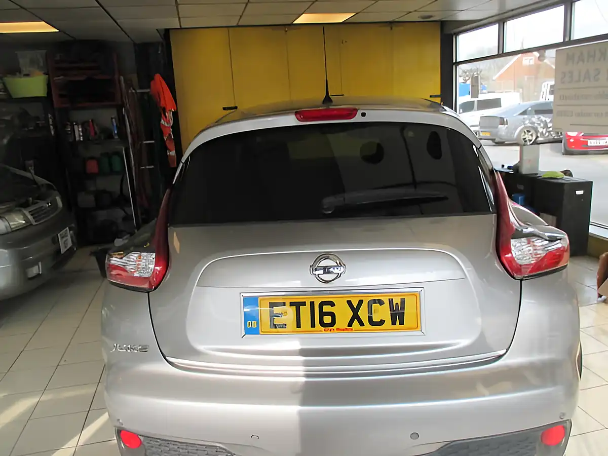 Used 2016 Nissan Juke N-Connect Silver - Interior and Exterior details 4