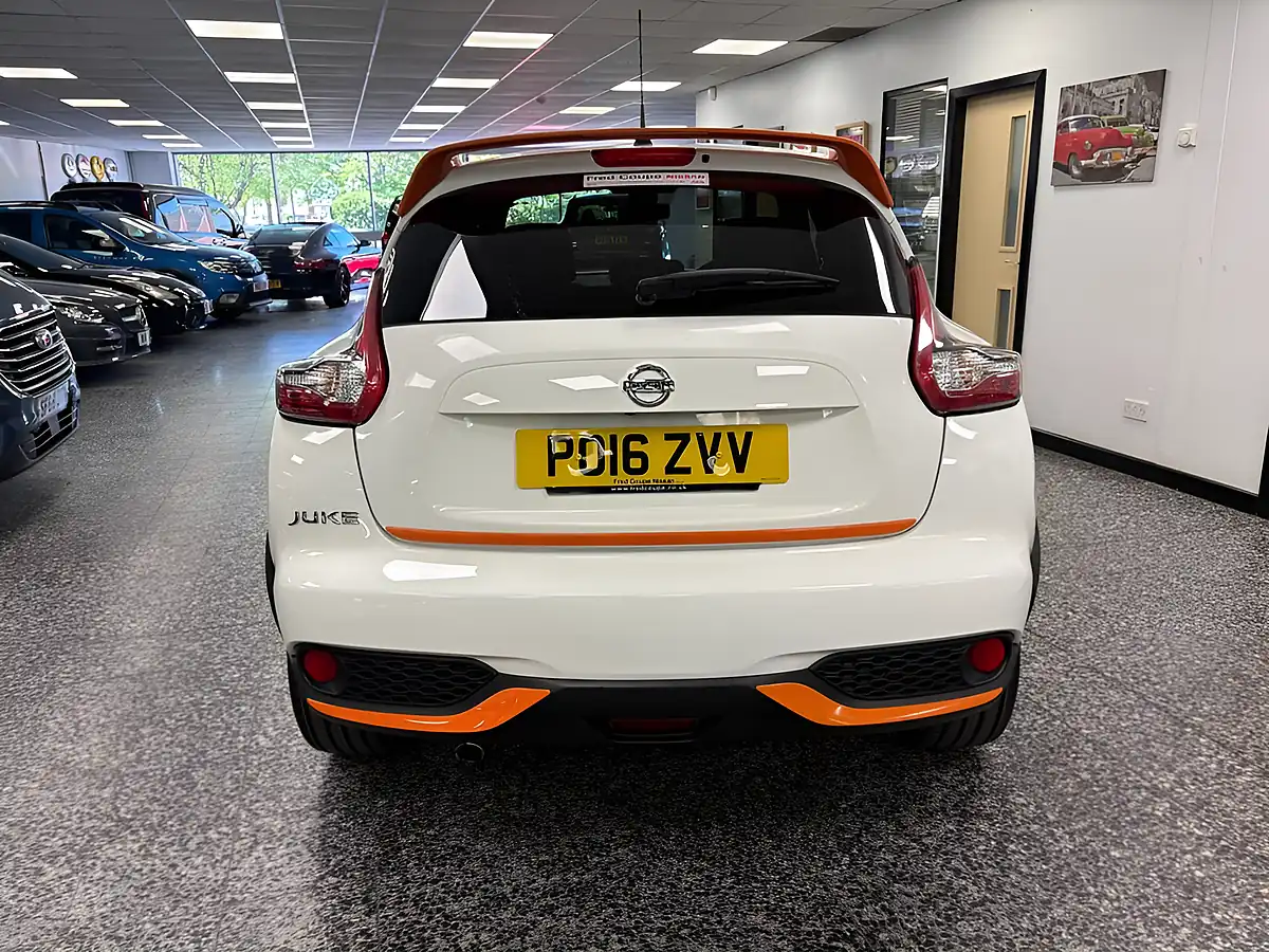 Used 2016 Nissan Juke N-Connecta Arctic White - Interior and Exterior details 11