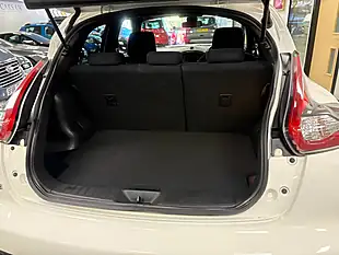 Used 2016 Nissan Juke N-Connecta Arctic White - Interior and Exterior details 14
