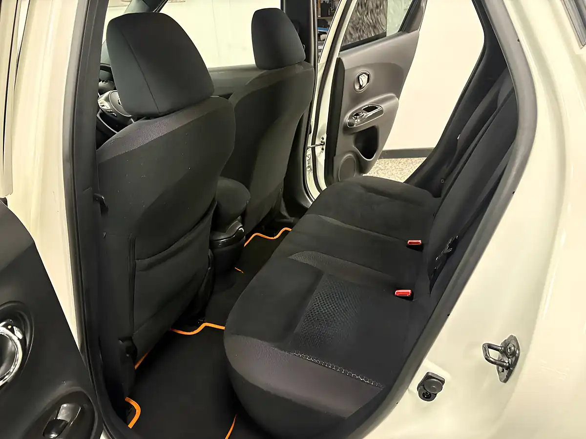 Used 2016 Nissan Juke N-Connecta Arctic White - Interior and Exterior details 15