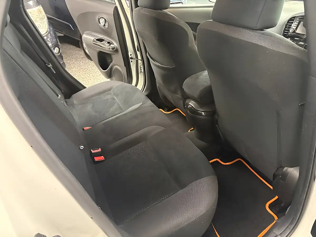 Used 2016 Nissan Juke N-Connecta Arctic White - Interior and Exterior details 18